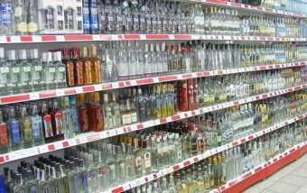 В Туркменистане ужесточили штрафы за нарушения в обороте алкоголя и табака