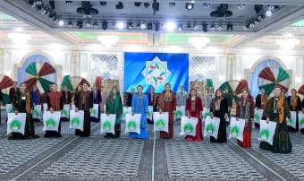 В Балканском велаяте Туркменистана выбрали лучших женщин года