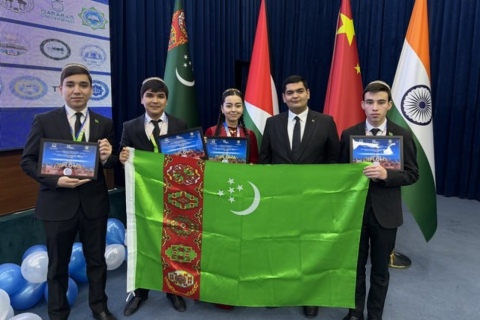 Туркменские школьники и студенты завоевали 62 награды на олимпиадах