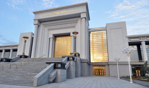 В Ашхабаде прошла конференция к Международному женскому дню