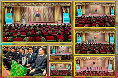 Туркменский студент признан лучшим в Центральной Азии