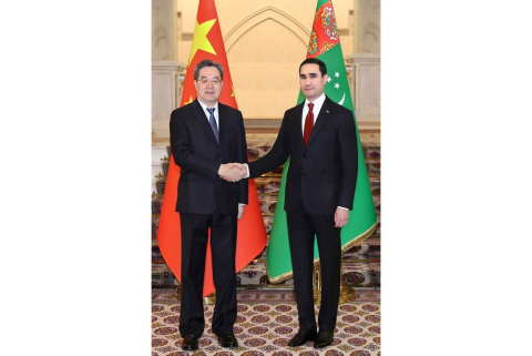 Сердар Бердымухамедов принял Дин Сюэсяна