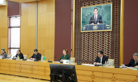 В Ашхабаде прошла встреча по правам женщин