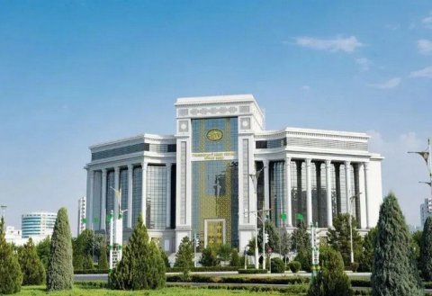 В Туркменистане внедряется платёжная система «Galkynyş»