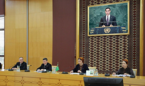 МИД Туркменистана провёл встречу с делегацией МОТ