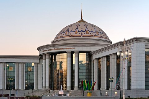Туркменская студентка завоевала первое место на международной олимпиаде  