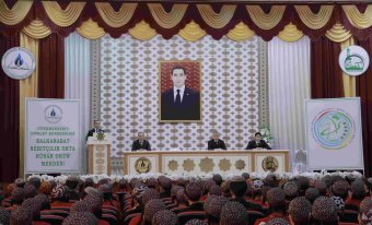 В Балканабаде прошло торжественное собрание, посвящённое девизу года