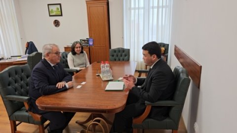Туркменский и румынский вузы намерены рассмотреть возможности двойного диплома