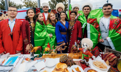 Туркменистан принял участие в культурном мероприятии в честь Новруза в Турции