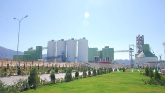 В 2025 году туркменский цементный завод выпустил продукции на 351 млн манатов