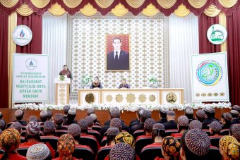 В Балканабате прошло мероприятие, посвященное Дню дипломатов Туркменистана