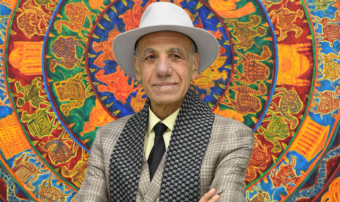 В Ашхабаде начала работу персональная выставка художника Бердигулы Амансахатова