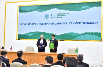 Туркменистан подписал двусторонние соглашения с зарубежными партнерами в Авазе