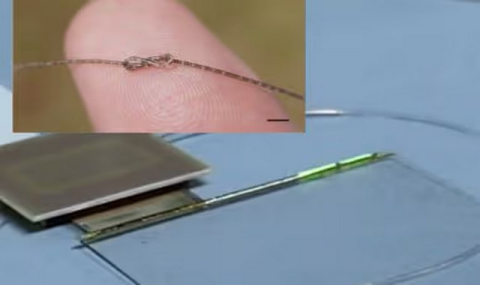В Китае разработали гибкий волоконный чип для умной одежды