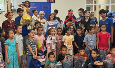 ЕС оказал поддержку детям с ограниченными возможностями в Туркменистане