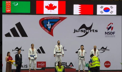 Туркменский спортсмен взял серебро в Бангкоке