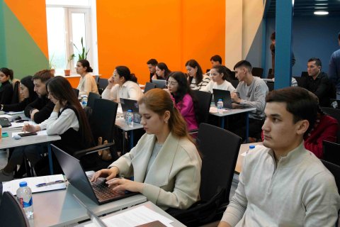Проект USAID YDA провел тренинг по навыкам удаленной работы фрилансером