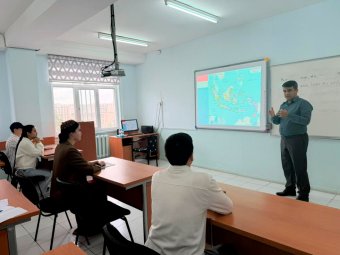 В Ашхабаде запустили новый образовательный кружок «Bahasa Club»