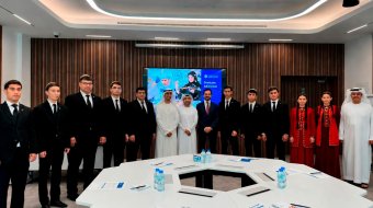   Туркменские студенты повышают навыки в Летнем лагере ОАЭ