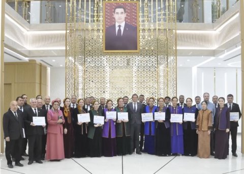 В Туркменистане укрепляют кадровый потенциал в сфере «зеленой» энергетики