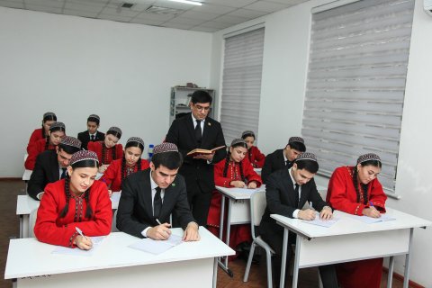 В Туркменистане подвели итоги развития образования и спорта за 5 месяцев 