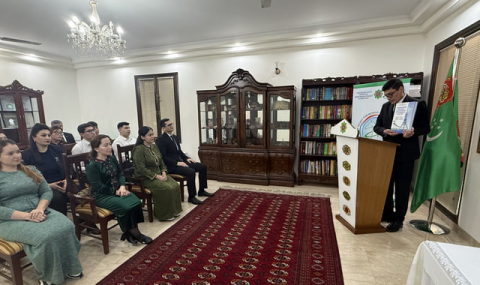 В Посольстве Туркменистана в Индии представили книгу Президента