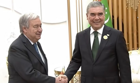 Антониу Гутерриш прибыл в Туркменистан для участия в конференции ООН