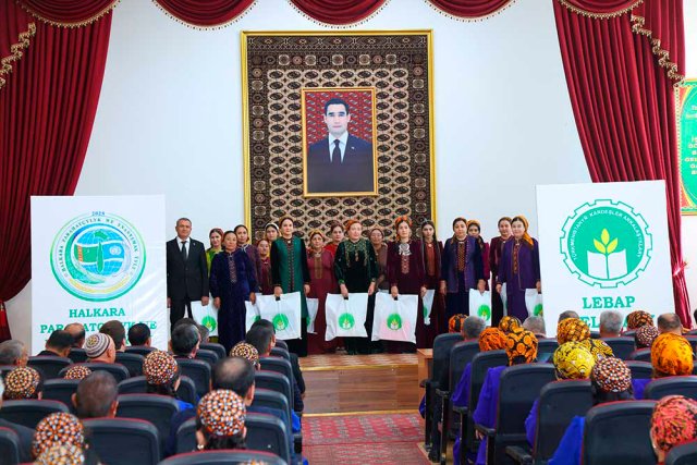 na-torgah-gtsbt-obshaya-summa-sdelok-sostavila-svyshe-7-millionov-763-tysyac-dollarov-ssha