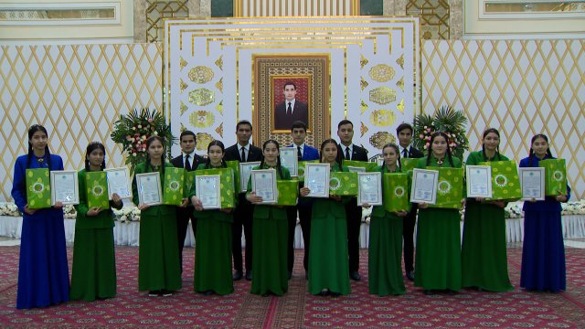 na-torgah-gtsbt-obshaya-summa-sdelok-sostavila-svyshe-7-millionov-763-tysyac-dollarov-ssha