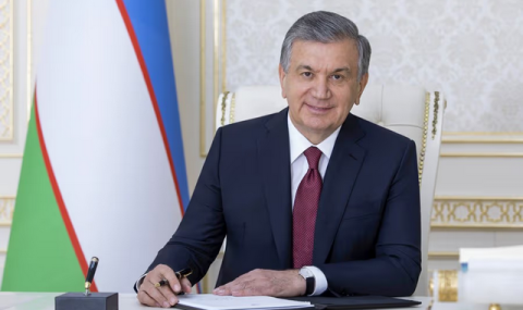 Глава Узбекистана передал поздравления туркменскому лидеру с днём рождения