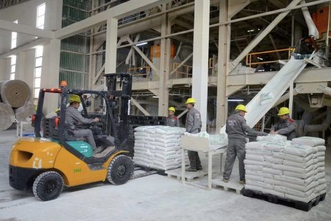 «Ak gaýa» наращивает производство строительных материалов в Туркменистане