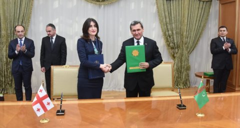 Министры иностранных дел Туркменистана и Грузии подписали Программу сотрудничества