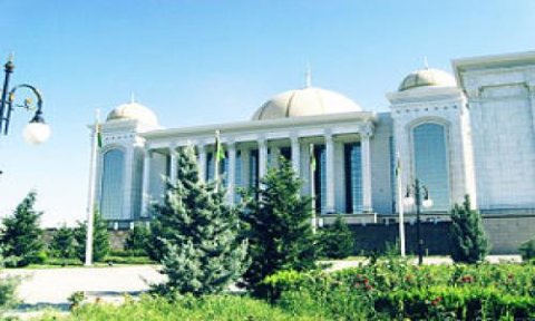 Утверждена госпрограмма развития библиотечной сферы Туркменистана на пять лет