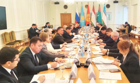 Туркменистан поддерживает реализацию инициатив Центральной Азии и России