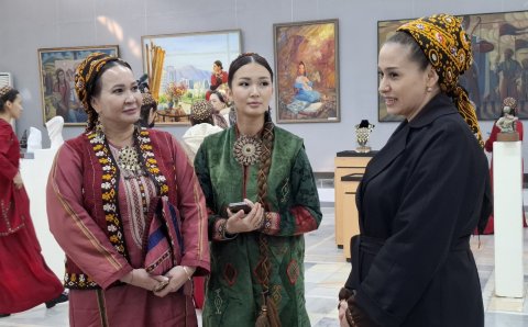 В Ашхабаде открылась экспозиция «Славный Нейтралитет — наш светлый путь» 