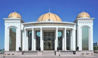 Подготовка к 35-летию независимости и конным мероприятиям обсуждена в Ашхабаде