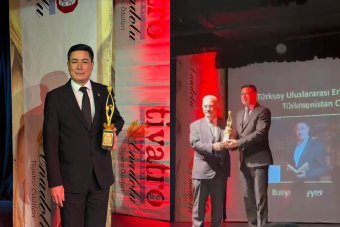 Известный туркменский актер Батыр Чарыев удостоен  международной премии ТЮРКСОЙ