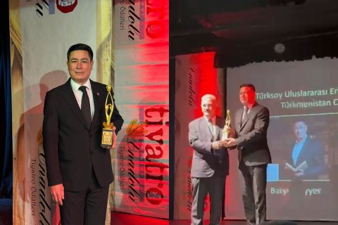 Известный туркменский актер Батыр Чарыев удостоен  международной премии ТЮРКСОЙ