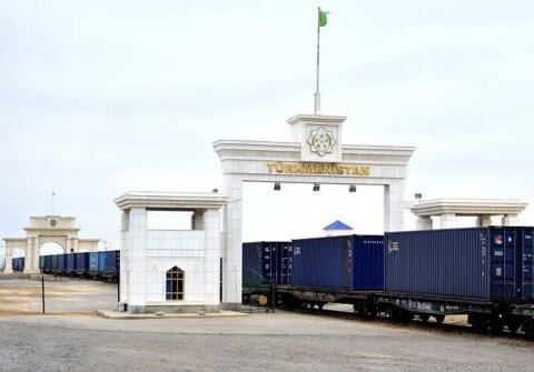 Торговые связи Туркменистана и Узбекистана вышли на новый уровень