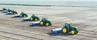 В Бахерденском этрапе хлопок сеют с помощью цифровых технологий