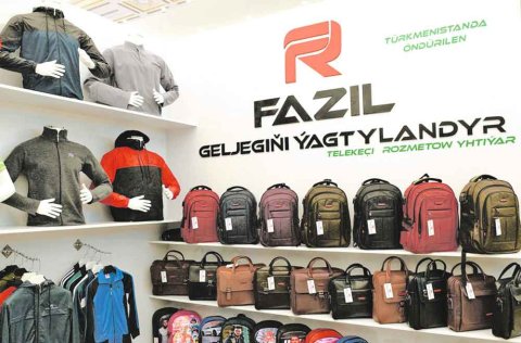 В Туркменистане бренд «R Fazil» увеличивает производство швейной продукции
