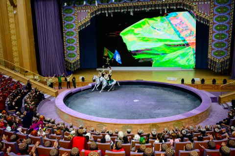 Туркменская группа «Galkynyş» успешно гастролирует в Дашогузском велаяте