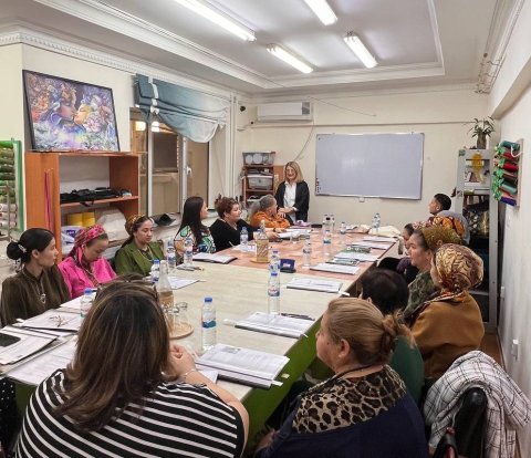 Туркменские швейные предприятия повышают квалификацию с европейским подходом