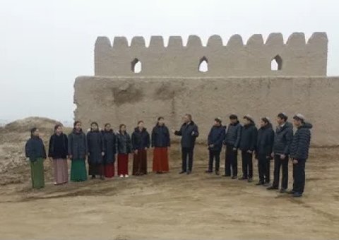 Школьники Туркменистана открывают для себя историю и культуру страны