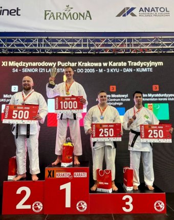 Туркменские каратисты завоевали две бронзы на престижном турнире в Польше