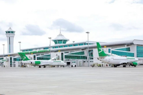 Национальный Лидер туркменского народа ознакомился с работой аэропорта Туркменбаши