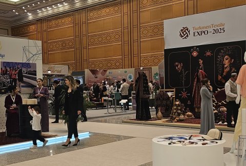 В Туркменистане стартовала международная выставка TurkmenTextile Expo-2025