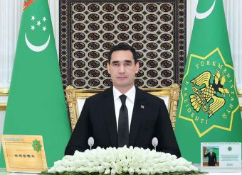 Президент Туркменистана обсудил работу предприятий ТЭК в Лебапском велаяте