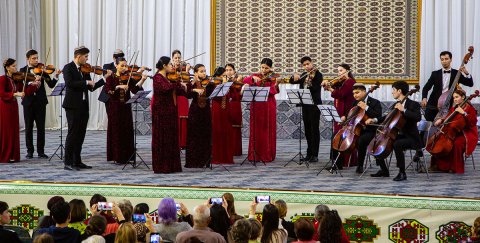 В Ашхабаде отметили 270-летие Моцарта
