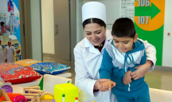 Туркменистан усиливает систему детской реабилитации на базе международного опыта